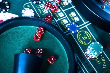 66zzbet মোবাইল অ্যাপ ইন্টারফেস এবং গেমপ্লে স্ক্রিন